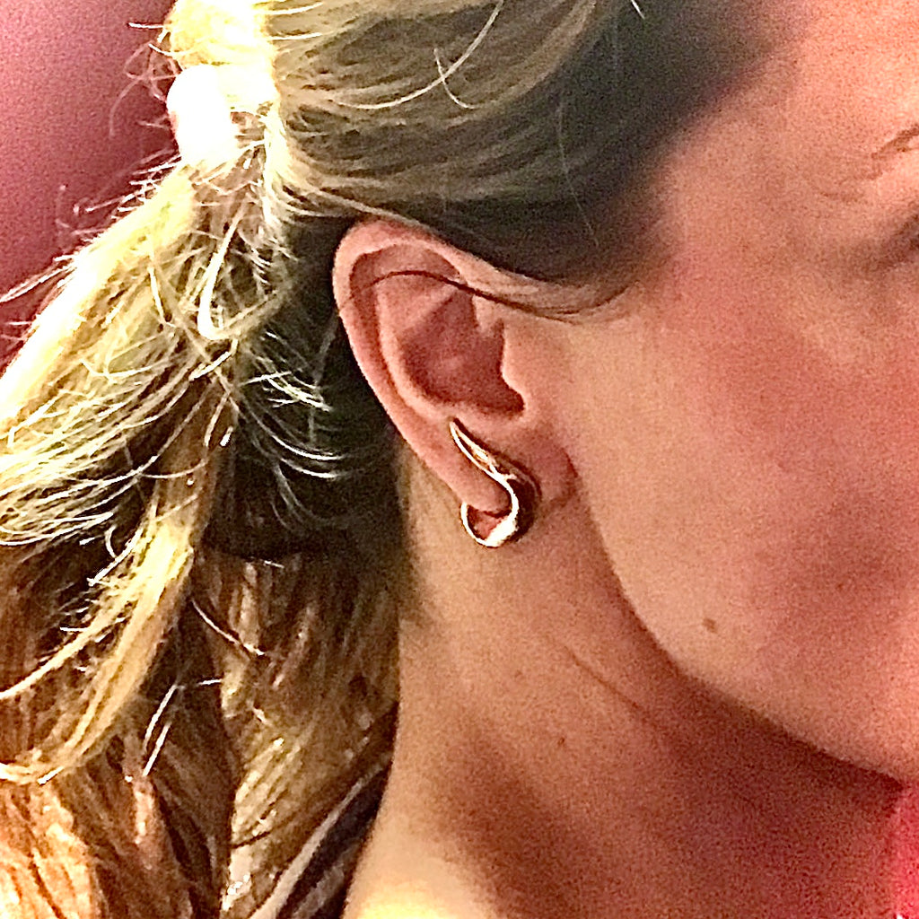 Swoop Earrings // Gold